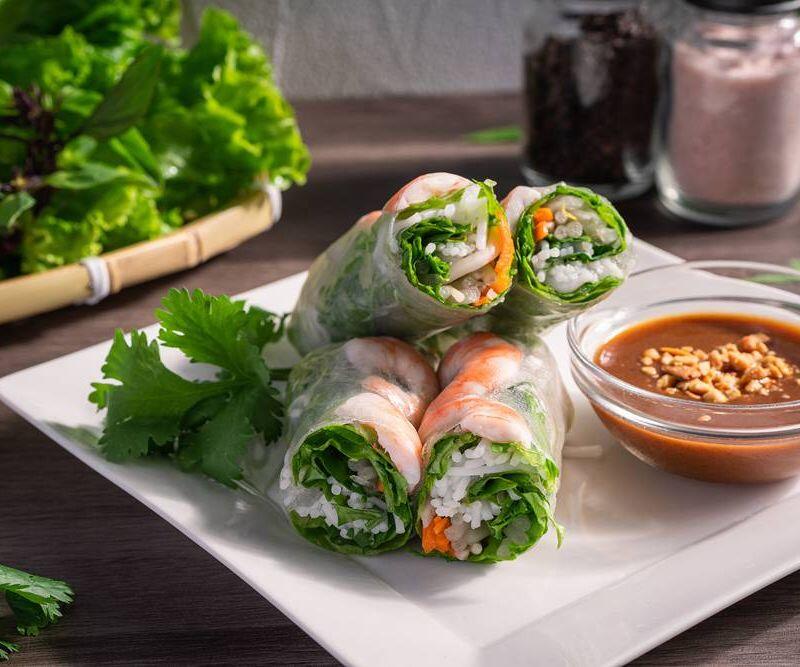 29.Golden Crispy Rolls w shrimp (3)